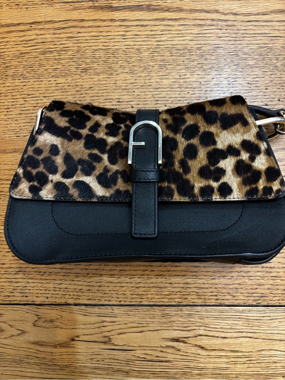 Furls flow Mini Top Bag. Leopard print pony hair. Black leather and calf skin.